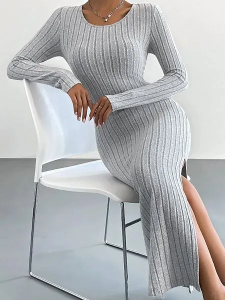 TEEK - Long Sleeved Round Neck Slit Dress