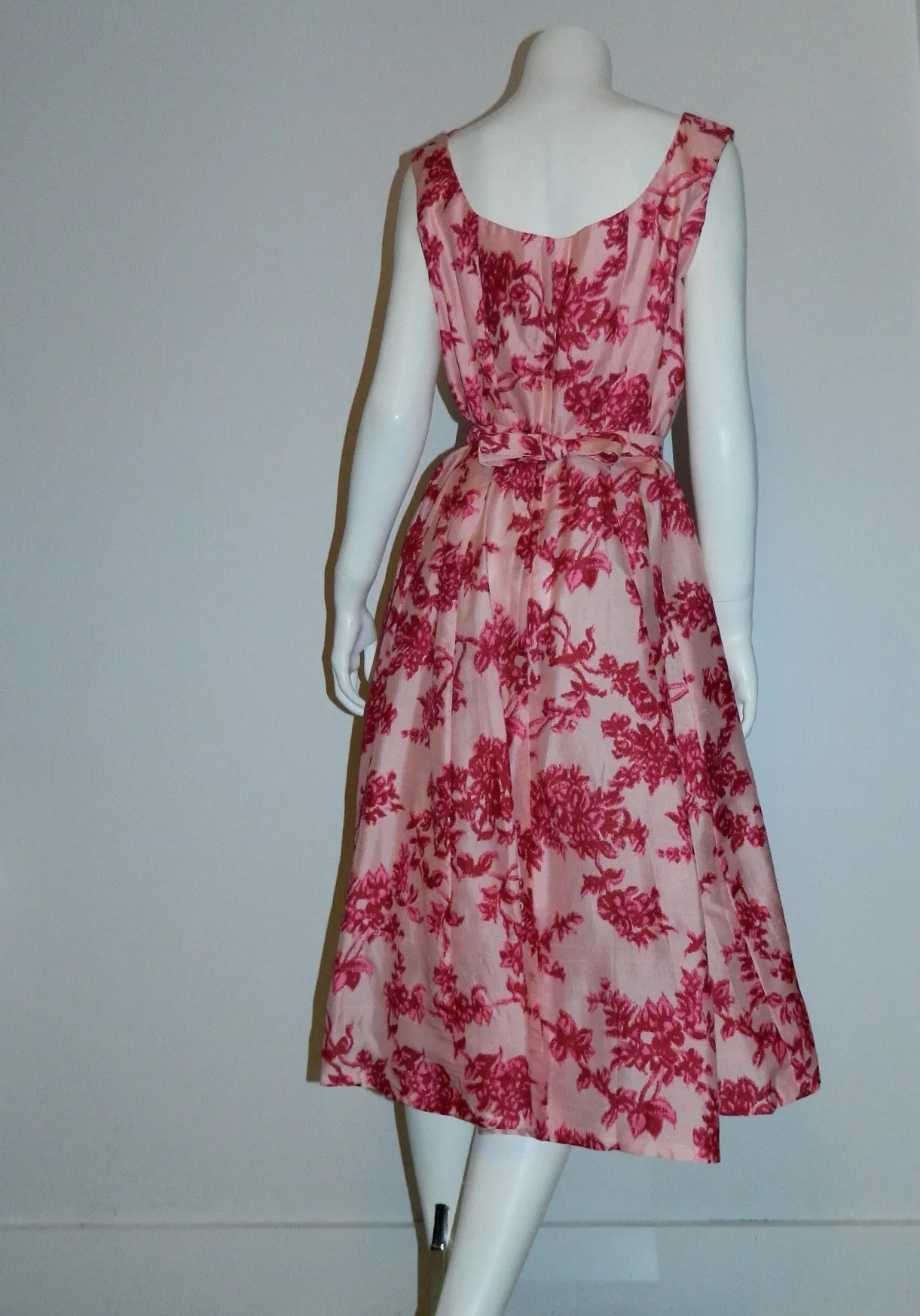 vintage GiGi Young dress / 1960s silk shantung / pink flowers full skirt M