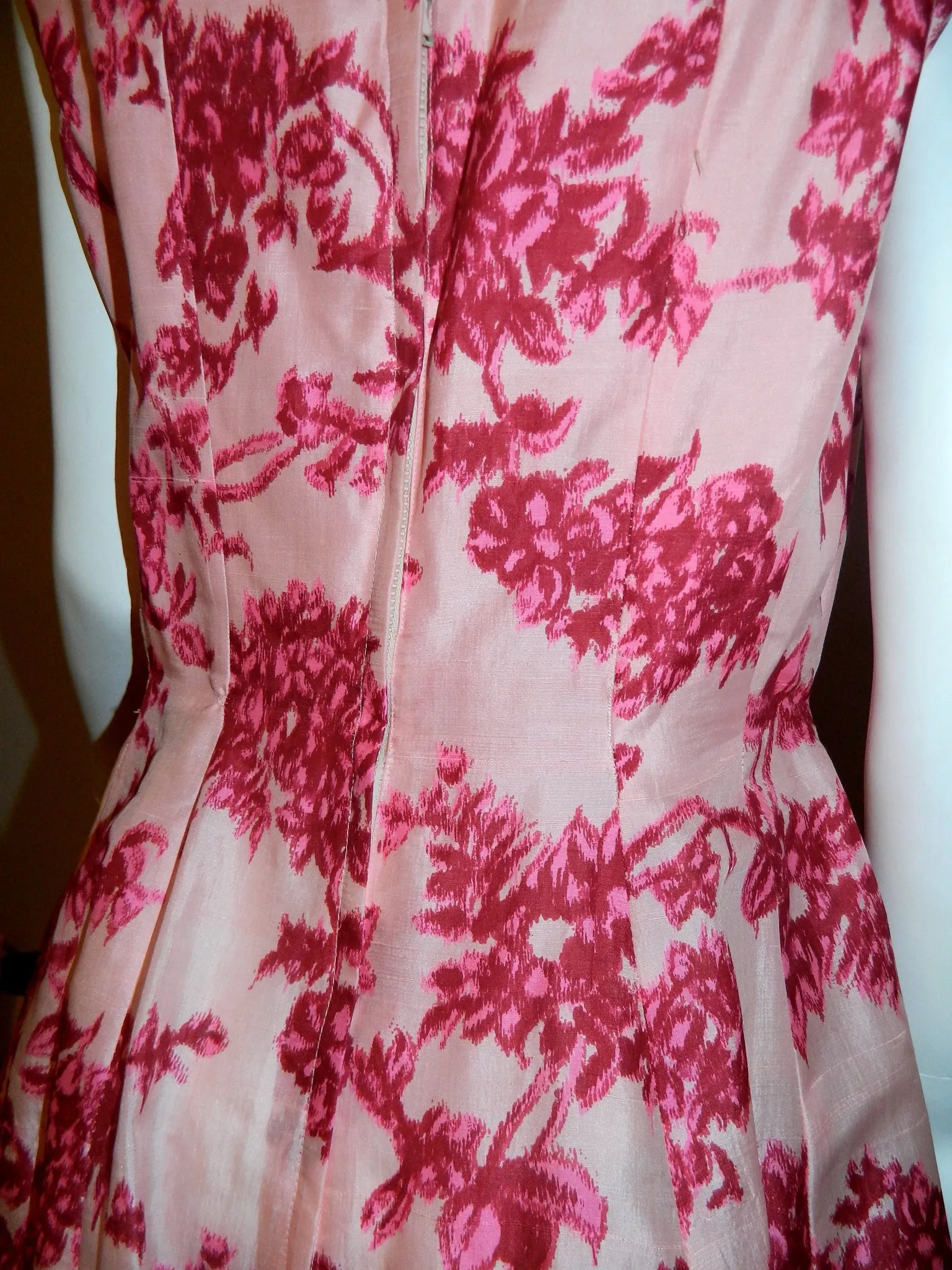 vintage GiGi Young dress / 1960s silk shantung / pink flowers full skirt M